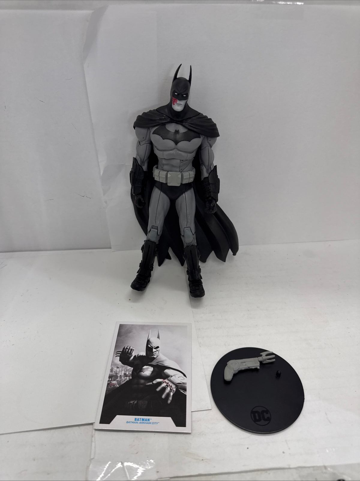Mcfarlane DC Multiverse Batman: Arkham City B&W (Gold Label)